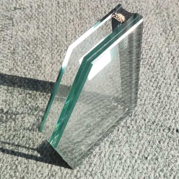 Isolerglass for dører og vinduer