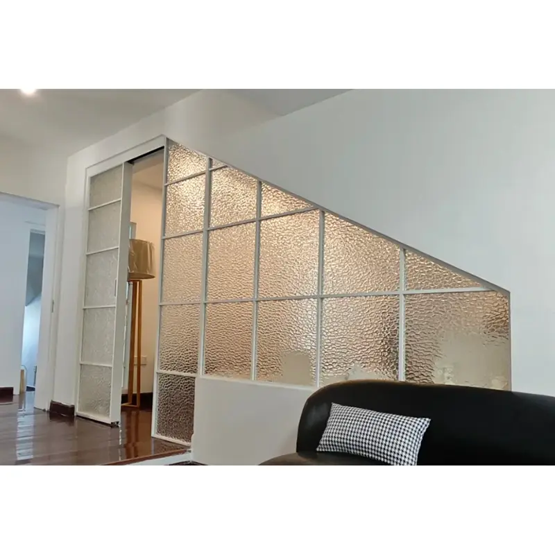 Uregelmessig formet glass